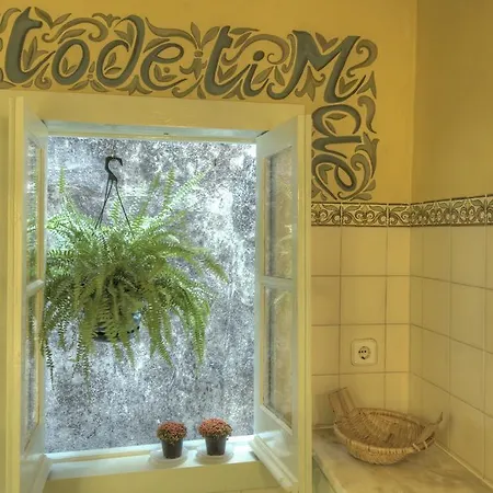 Local In Alfama! Alice Home, Near River