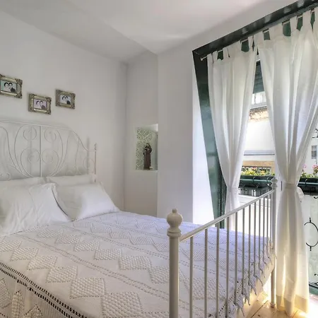 Local In Alfama! Alice Home, Near River Лиссабон