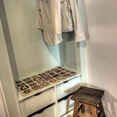 Local In Alfama! Alice Home, Near River Apartment *