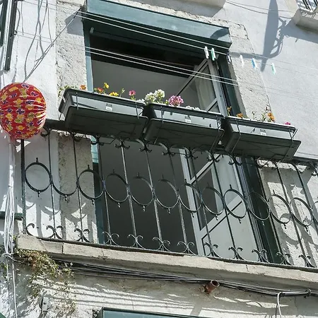 Local In Alfama! Alice Home, Near River