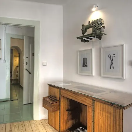 Local In Alfama! Alice Home, Near River Апартаменты Лиссабон